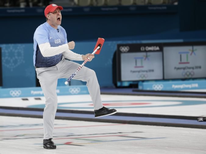 Curleri USA vo finále v Pjongčangu zdolali Švédov a majú premiérové zlato v histórii