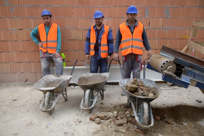 Mestá a obce v okrese Rimavská Sobota dostanú viac ako milión eur na rekonštrukcie budov