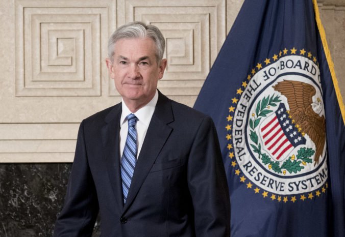 Výhľad hospodárstva USA podľa šéfa centrálnej banky Jeroma Powella zostáva silný
