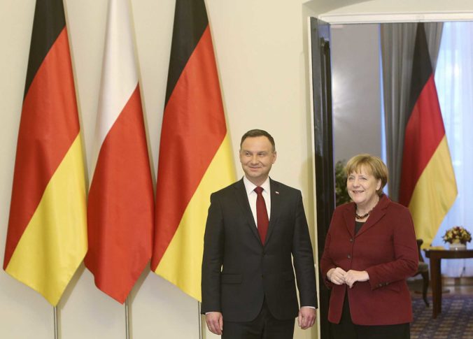 Poľsko pýta za vojnové reparácie ešte 690 miliárd eur, Nemecko už nechce tému otvárať