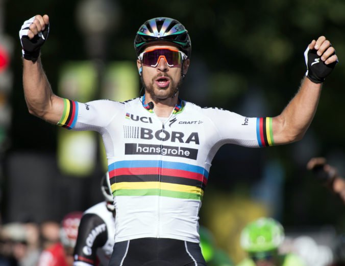 Video: Skvelý Sagan skončil druhý v etape Tirreno-Adriatico, záver pretekov poznačil pád (aktualizované)