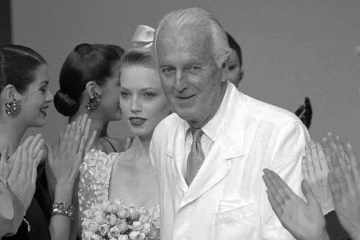 Zomrel módny návrhár Hubert de Givenchy, vytvoril ikonické šaty z filmu Raňajky u Tiffanyho