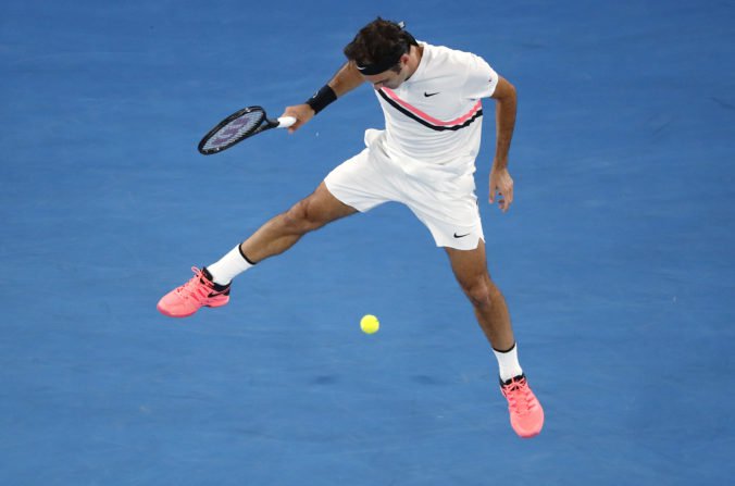Roger Federer vynechá turnaj v Monte Carle, o zvyšku antukovej časti sezóny sa rozhodne neskôr