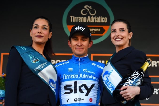 Video: Kwiatkowski ovládol preteky Tirreno-Adriatico, Peter Sagan v časovke výraznejšie zaostal