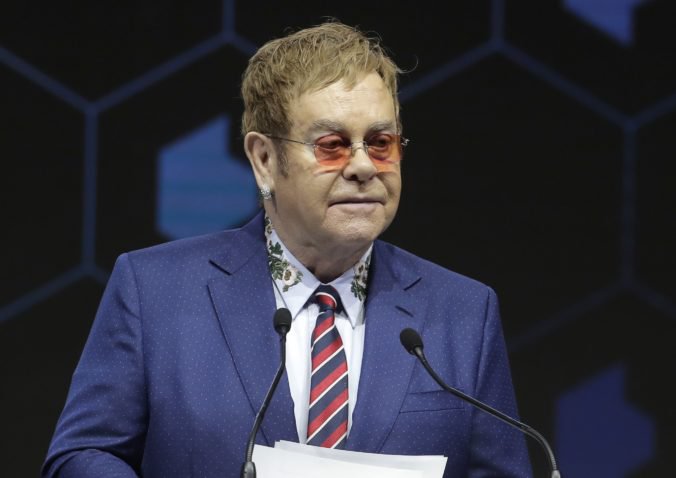 Rod Stewart skritizoval záverečné turné Eltona Johna