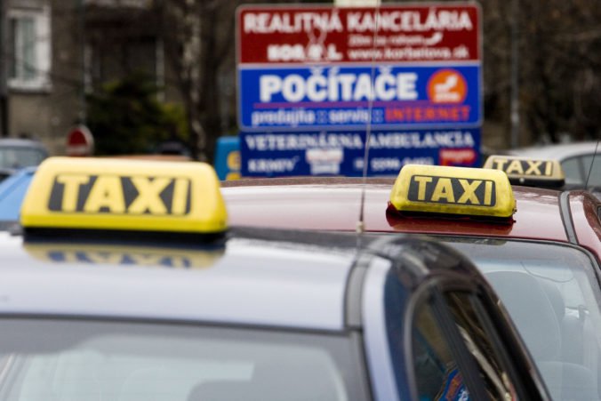 Združenie taxikárov víta opatrenia proti službe Uber, súd v Bratislave rozhodol o konci činnosti