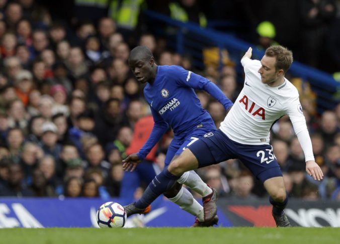 Video: Chelsea nestačila na Tottenham, gólové vyslobodenie Arsenalu prišlo až v závere zápasu