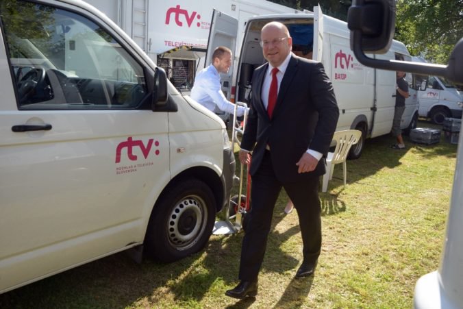 V spravodajstve RTVS vyvolala vražda Kuciaka konflikt, novinári poslali Rezníkovi otvorený list V spravodajstve RTVS vyvolala vražda Kuciaka konflikt, novinári poslali Rezníkovi otvorený list