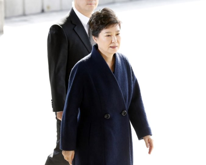 Juhokórejskú exprezidentku odsúdili za korupciu, Pak Kun-hje sa označuje za obeť komplotu