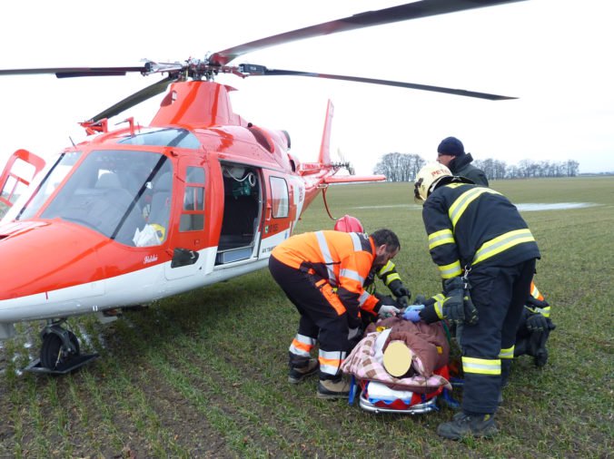 Leteckí záchranári pomáhali 2,5-ročnému dieťaťu, rodičia ho našli v bezvedomí
