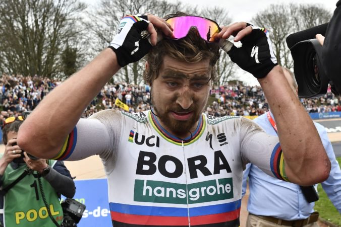 Dnes na mňa svietilo slnko, hodnotil Peter Sagan svoj triumf na Paríž-Roubaix a prihovoril sa aj fanúšikom