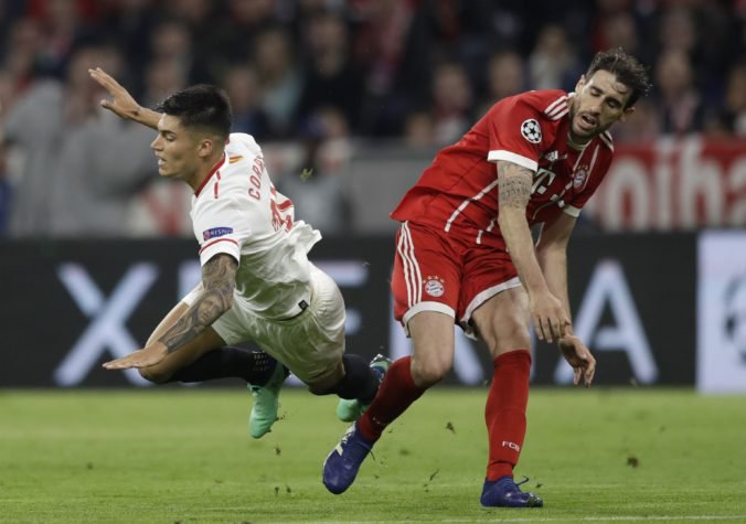 Video: Bayern Mníchov remizoval s FC Sevilla, ale postúpil do semifinále Ligy majstrov