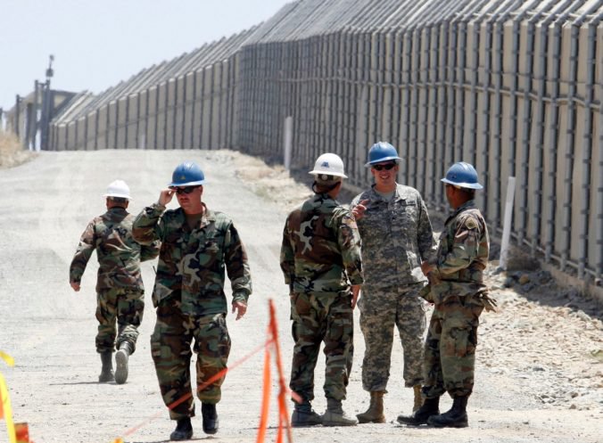 Video: Kalifornia pošle na hranicu s Mexikom stovky vojakov, ich cieľom nebudú ilegálni migranti