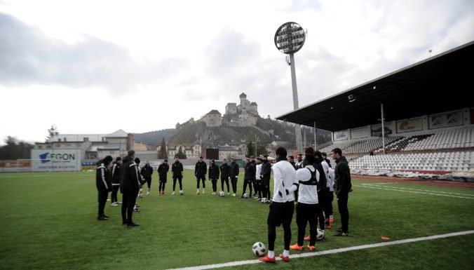 Futbalisti AS Trenčín budú hrať domáce zápasy Fortuna ligy v Myjave