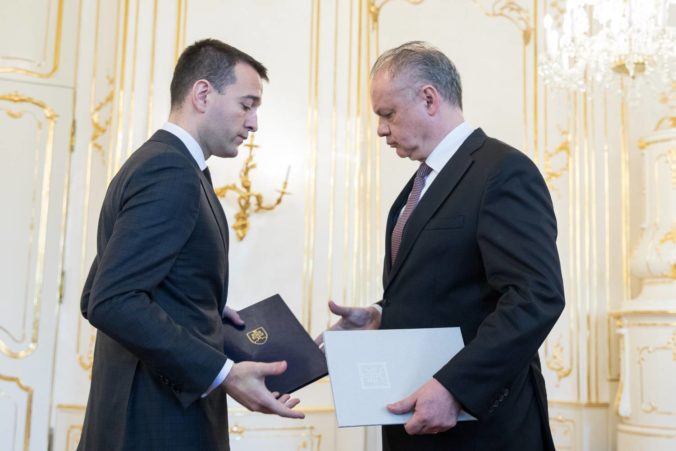 Prezident Kiska prijal demisiu Druckera, ministerstvo vnútra dočasne povedie Pellegrini
