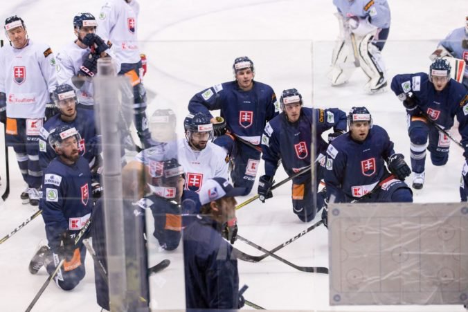 Slováci začali ďalší týždeň prípravy na MS v hokeji, zakončia ho zápasmi proti Lotyšom