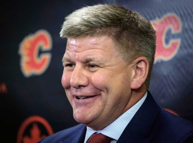 Calgary Flames majú nového trénera, Peters vystrieda Gulutzana