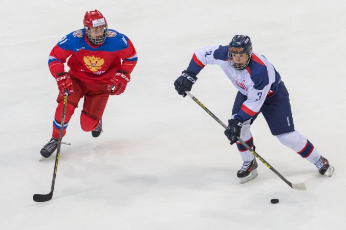 Slováci na MS v hokeji do 18 rokov viedli nad Rusmi 4:1 aj 5:4, ale nakoniec prehrali po nájazdoch