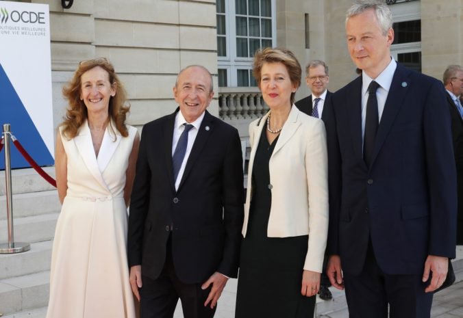 Ministri desiatok krajín sa zišli na parížskej konferencii, témou bolo financovanie terorizmu