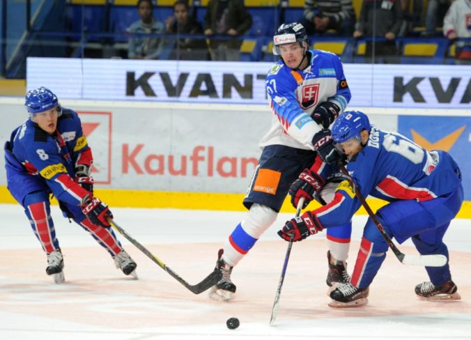 Káder slovenskej hokejovej reprezentácie pred MS v hokeji 2018 sa opäť zmenil