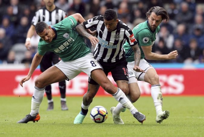 Video: Newcastle s Dúbravkom prehral s posledným West Bromwichom, Liverpool nestrelil gól