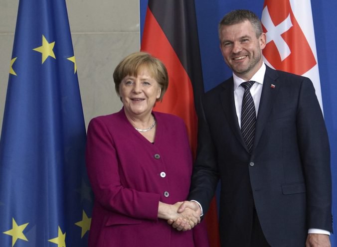 Kancelárka Merkelová vyzdvihla proeurópsku orientáciu Slovenska, s Pellegrinim sa nezhodli v téme migrácie