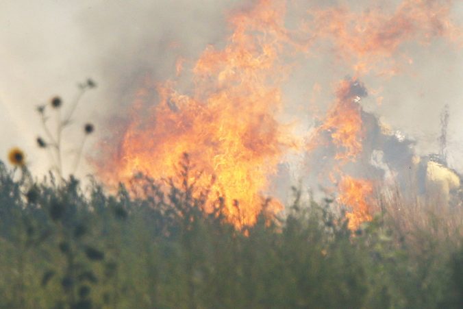 Aktualizované: V Tatrách vypukol rozsiahly lesný požiar, horskí záchranári evakuujú turistov