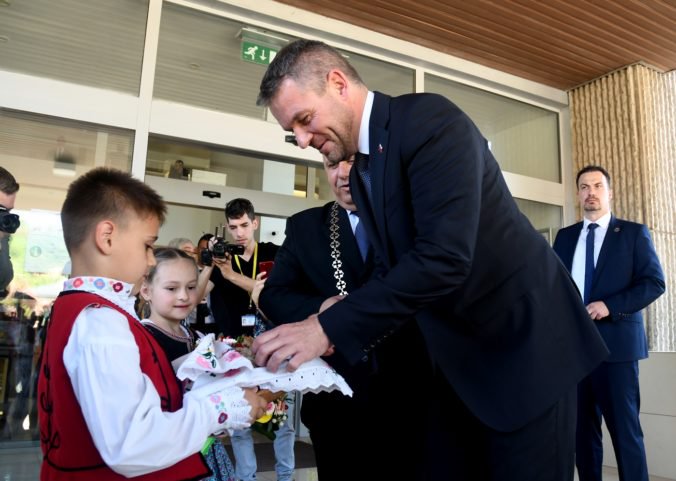 Témami výjazdového rokovania vlády vo Vranove nad Topľou boli infraštruktúra aj cestovný ruch