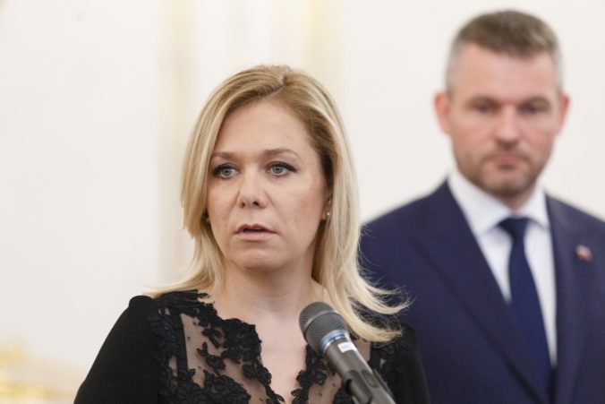 Ministerka Saková chce presvedčiť svojimi rozhodnutiami, prezidenta polície vyberie s premiérom