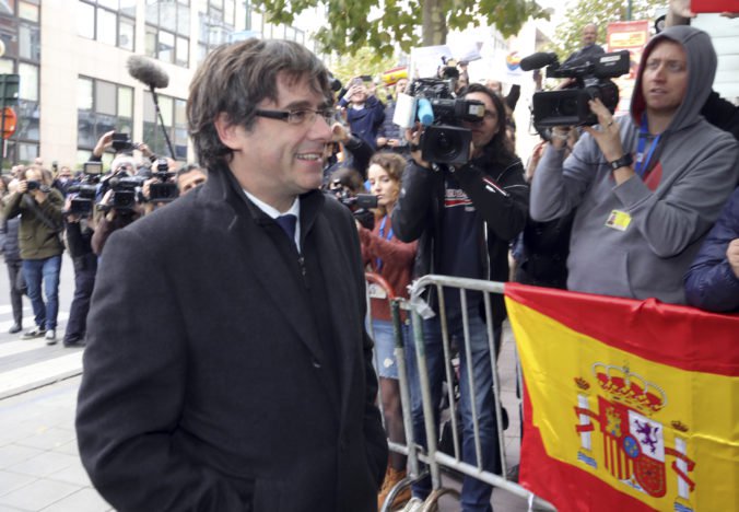 Puigdemont je z hry o prezidenta Katalánska von, parlament plánuje zvoliť iného kandidáta