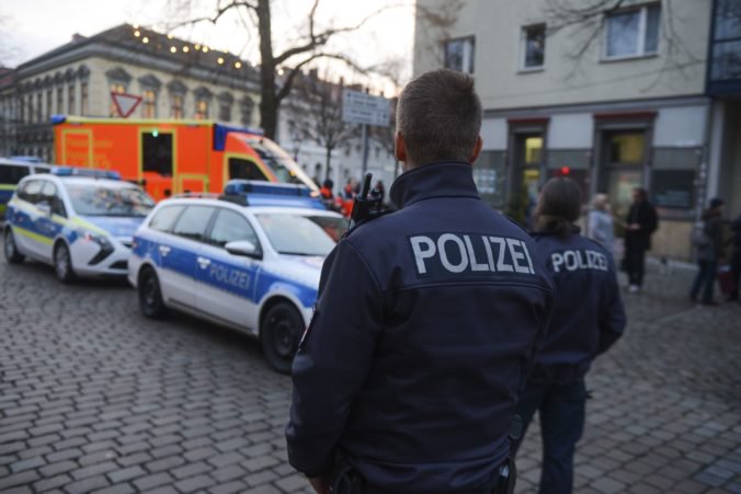 Streľba v nemeckom Saarbrückene si vyžiadala niekoľko zranených