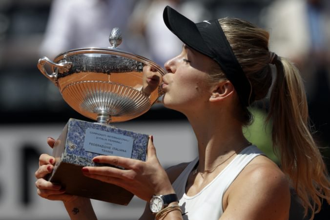 Elina Svitolinová obhájila titul v Ríme, vo finále zdolala svetovú jednotku Halepovú