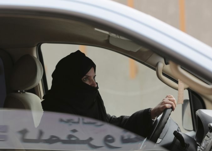 Tri bojovníčky za práva žien v Saudskej Arábii prepustili, osud ďalších zatknutých je otázny