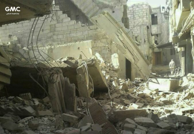 Sýrska vláda pokračuje v boji proti povstalcom, USA sa vyhrážajú ofenzívou