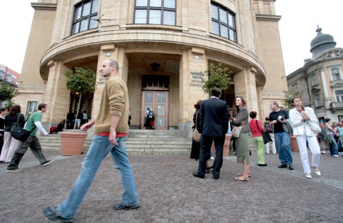 Univerzita Komenského sa opäť dostala do rebríčka CWUR, pohoršila si však o 15 miest