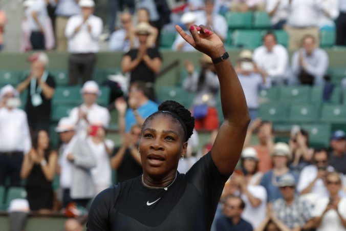Serena Williamsová bravúrne zvládla návrat na Roland Garros, Plíškovej nestačilo ani 15 es