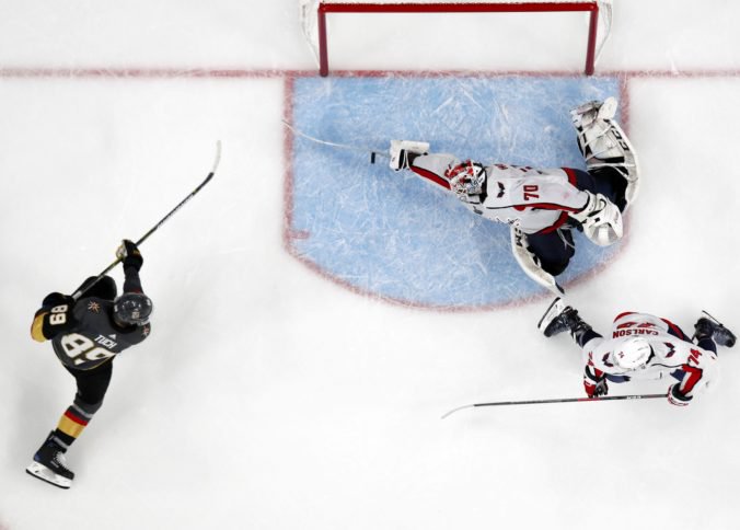 Video: Washington vyhral vo Vegas, finálová séria NHL o Stanley Cup je vyrovnaná