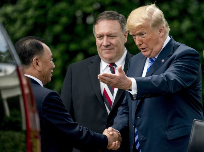 Zrušenie summitu by bolo podľa Trumpa chybou, s Kim Čong-unom sa stretne v pôvodnom termíne