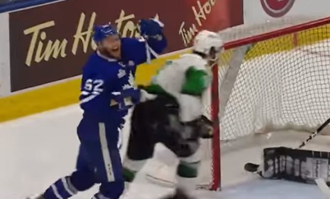 Video: Martin Marinčin skóroval vo finále AHL, jeho tím začal sériu víťazne