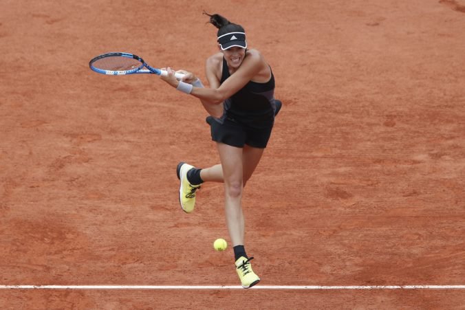 Muguruzová-Blancová vo štvrťfinále Roland Garros deklasovala Šarapovovú