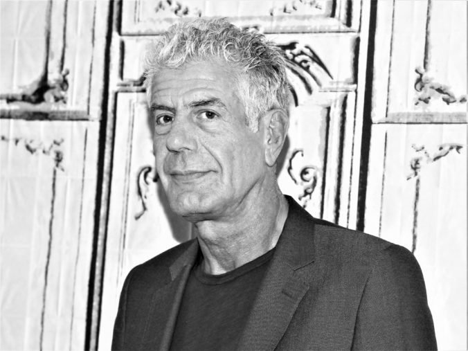 Zomrel šéfkuchár a moderátor Anthony Bourdain, pravdepodobne spáchal samovraždu