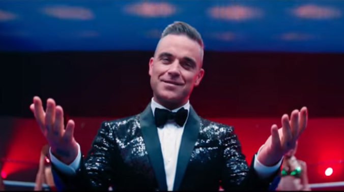 Robbie Williams si splní chlapčenský sen, otvorí majstrovstvá sveta vo futbale v Rusku