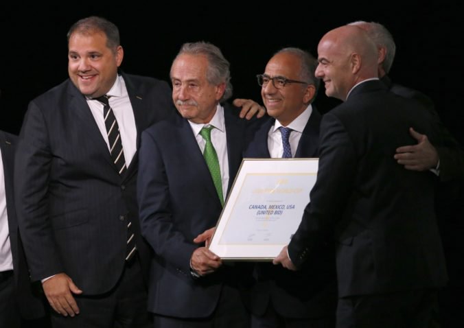 FIFA prvýkrát pridelil šampionát trom krajinám, MS vo futbale 2016 budú mať aj ďalšie prvenstvá