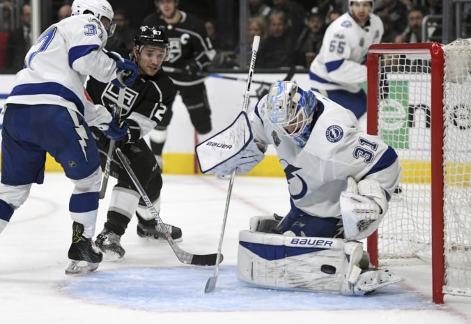 Slovenský brankár Peter Budaj v NHL mení dres, vracia sa naspäť do Los Angeles