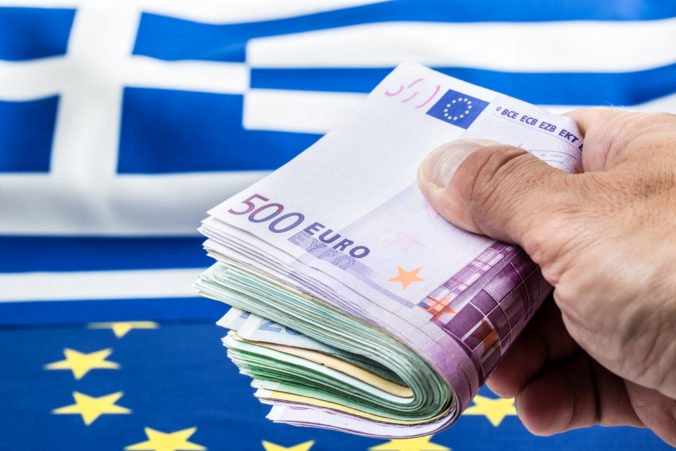 Grécko opäť získa prístup na finančné trhy, eurozóna odsúhlasila ukončenie záchranného programu