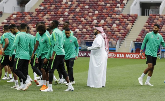 V Saudskej Arábii sa vysielajú zápasy z Ruska „načierno“, minister Al-Sheikh za to viní Čeferina