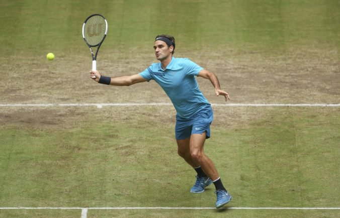 Federer si zahrá vo finále turnaja v Halle, víťazstvo by ho udržalo na čele rebríčka ATP