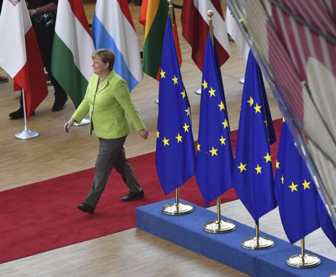 Angela Merkelová sa dohodla so 14 štátmi EÚ na rýchlom vracaní migrantov
