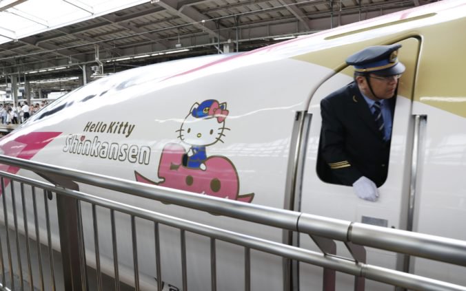 Video: Šinkansen Hello Kitty absolvoval svoju premiérovú jazdu