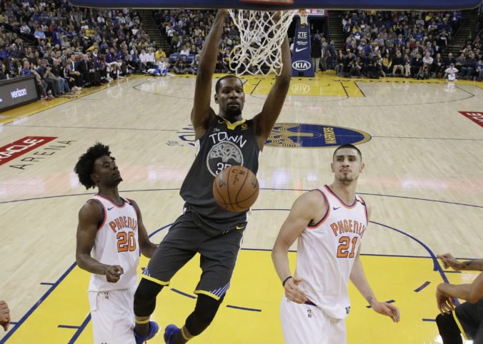 Basketbalista Kevin Durant pravdepodobne ostáva v tíme Golden State Warriors